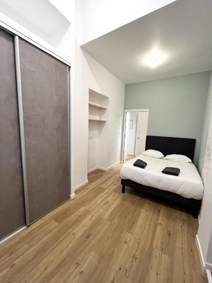 Aux Clefs Des Sacres - Dans Un Hotel Particulier Situe Rue Du Marc - Reims - Hyper Centre Forum Mairie Boulingrin Экстерьер фото